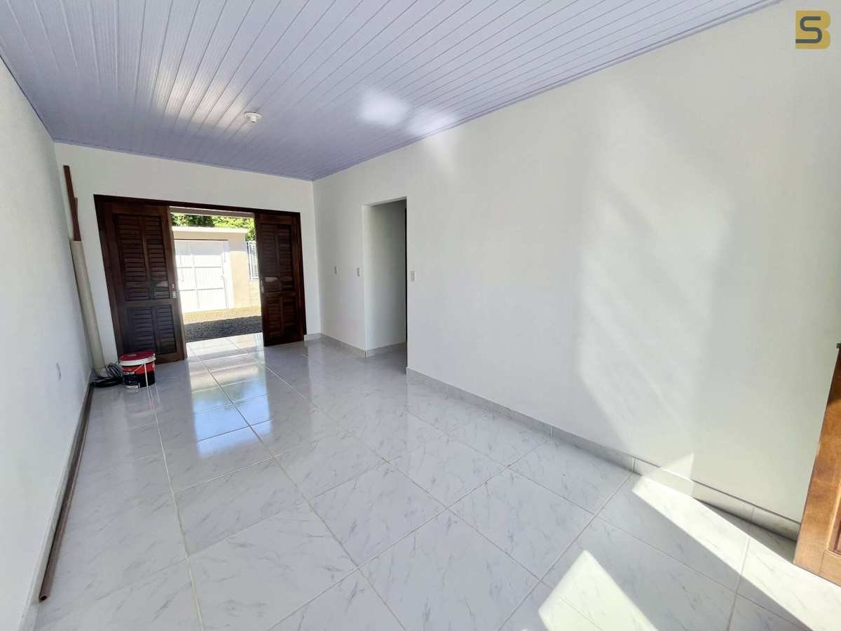 Casa à venda com 3 quartos, 80m² - ,
