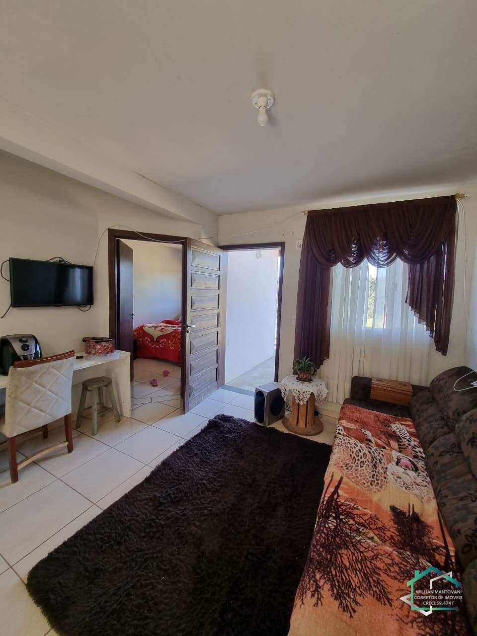  - CASA A VENDA NO BAIRRO CENTENÁRIO