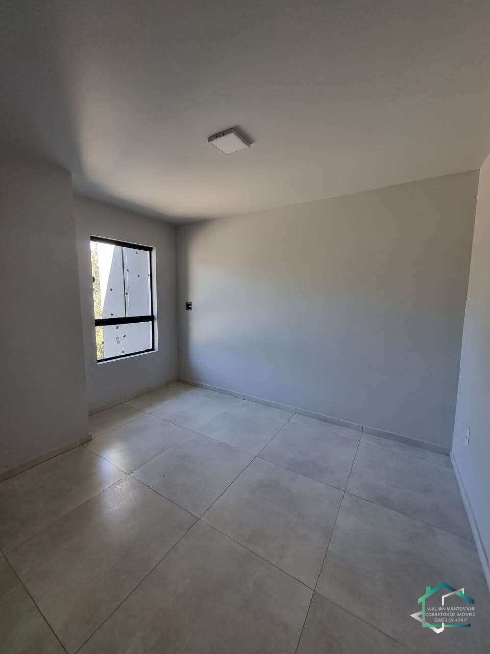  - SOBRADOS NO BAIRRO SCHRAMM