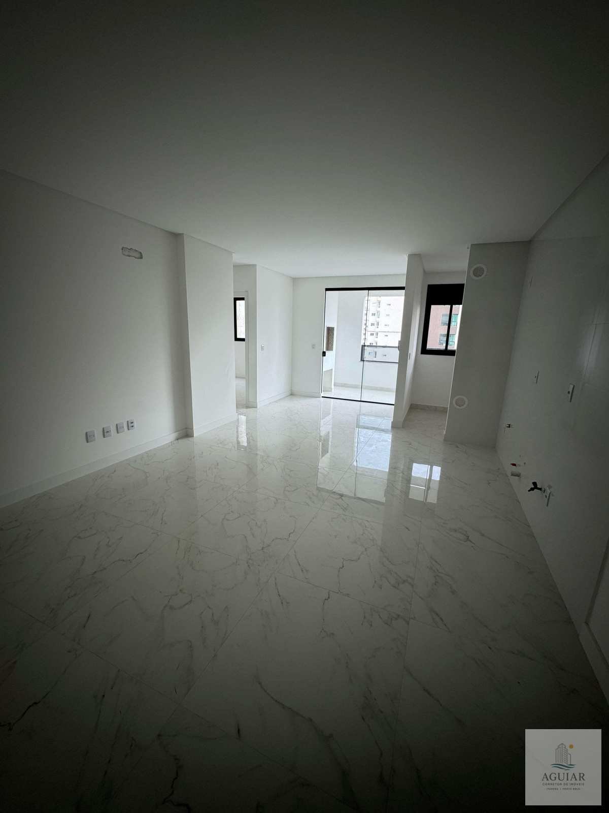 Apartamento à venda com 2 quartos, 76m² - Balneário Perequê,Porto Belo