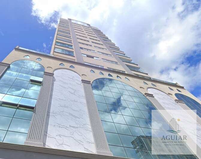 Apartamento à venda com 3 quartos, 112,45m² - Meia Praia,Itapema