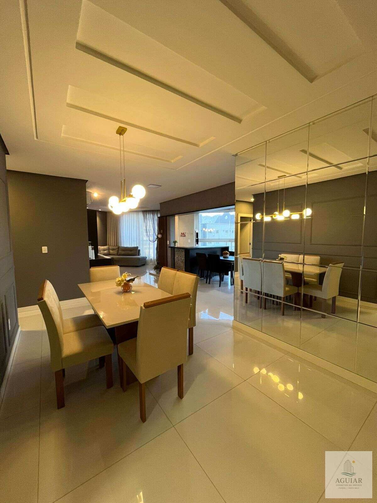  - APARTAMENTO MOBILIADO EM MEIA PRAIA, ITAPEMA/SC.