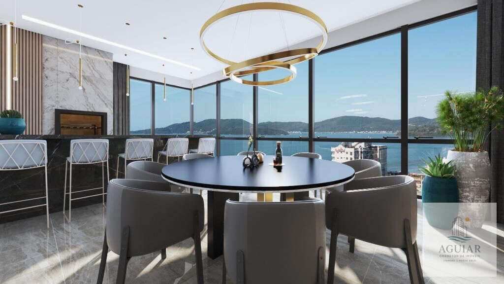  - Viva o alto padrão em Porto Belo, a poucos passos do mar!