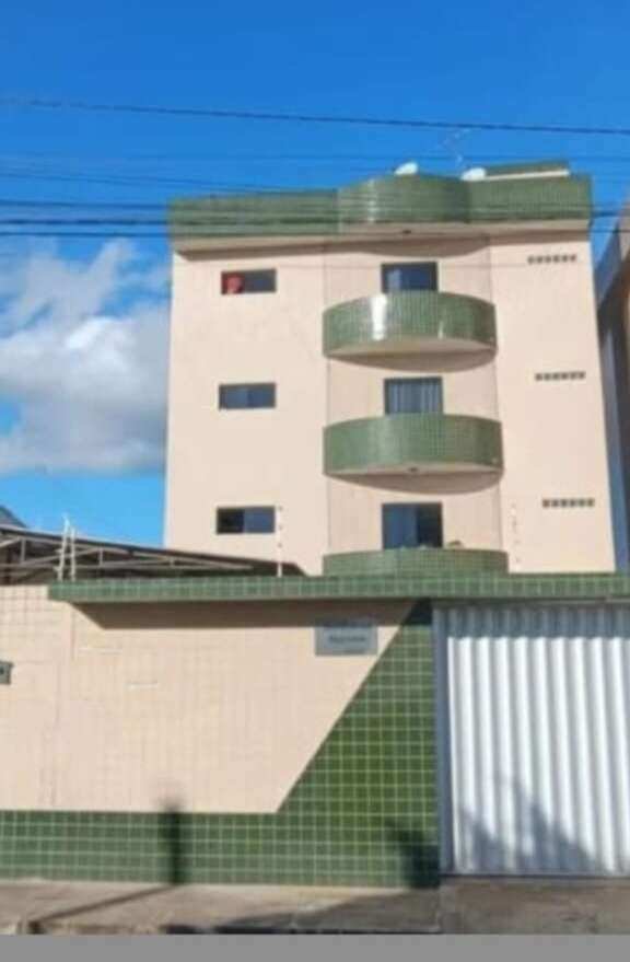 Apartamento à venda com 3 quartos - ,