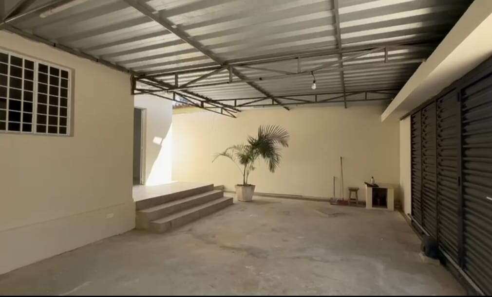 Casa à venda com 2 quartos - ,