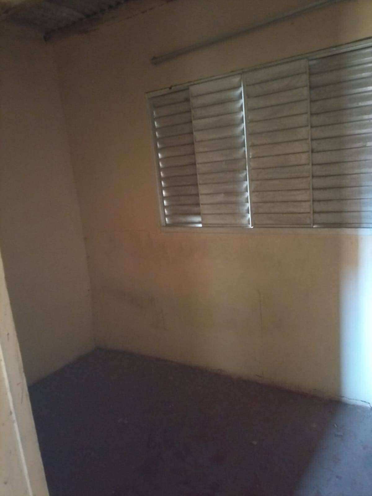 Casa à venda com 6 quartos - ,