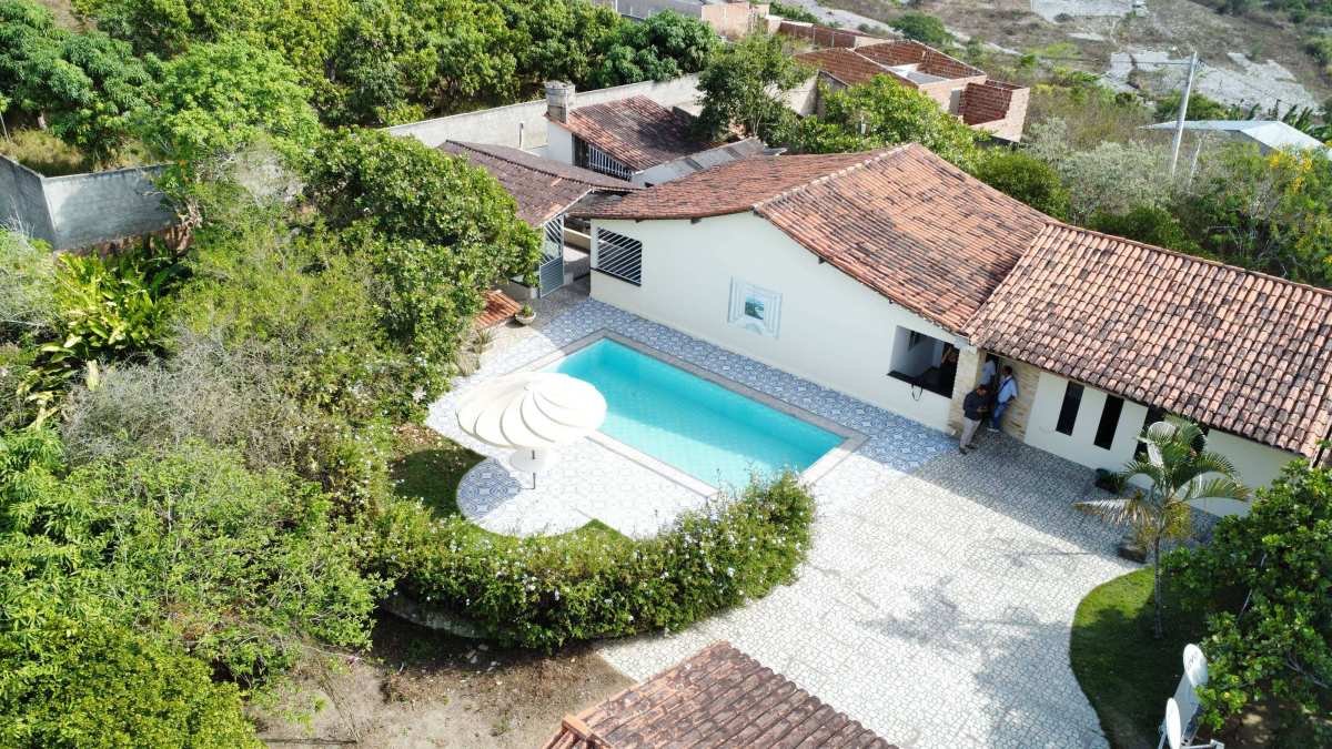 Chácara à venda com 3 quartos - ,