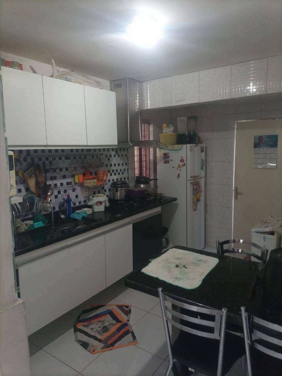 Casa à venda com 2 quartos - ,