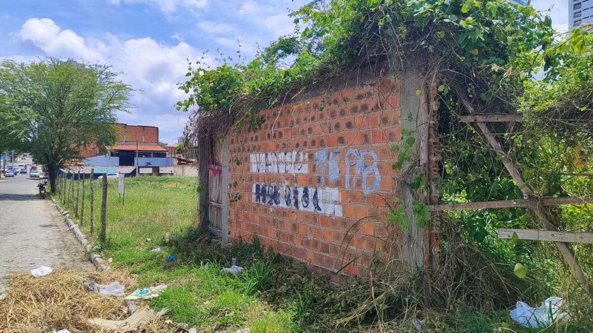 Terreno à venda - ,