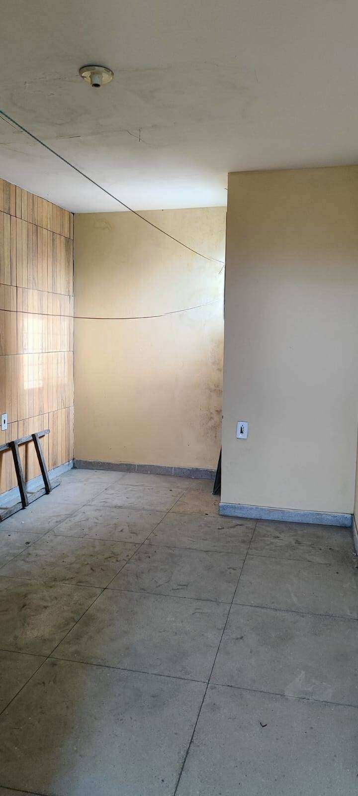 Triplex à venda com 3 quartos - ,