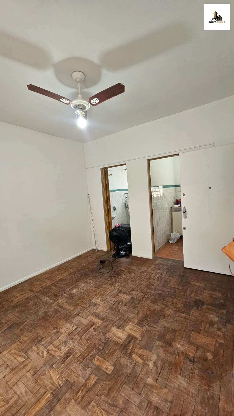  - Apartamento à venda em Porto Alegre, Cidade Baixa, com 1 quarto, 23,74m²