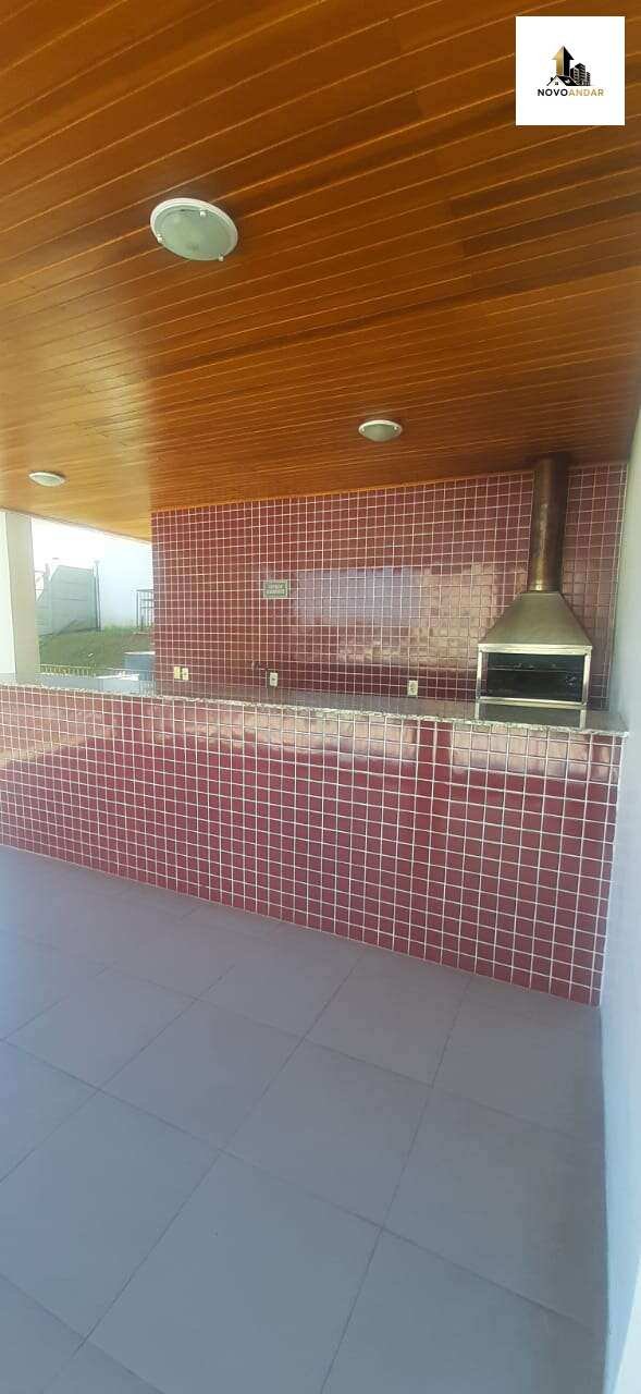  - Apartamento à venda, com 2 quartos