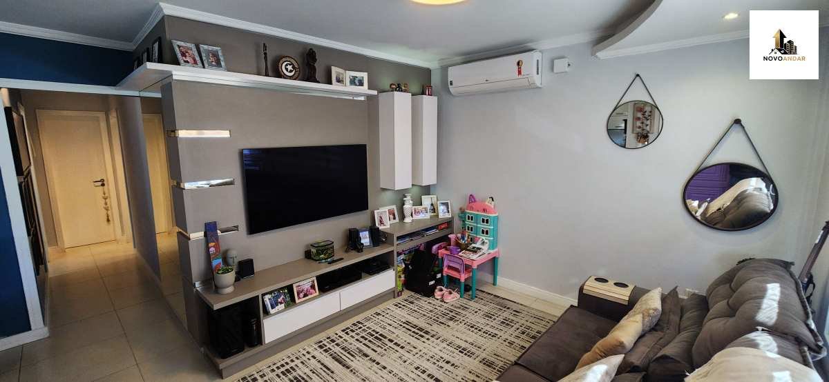 Casa à venda com 2 quartos, 103,20m² - Jardim Sabará,Porto Alegre