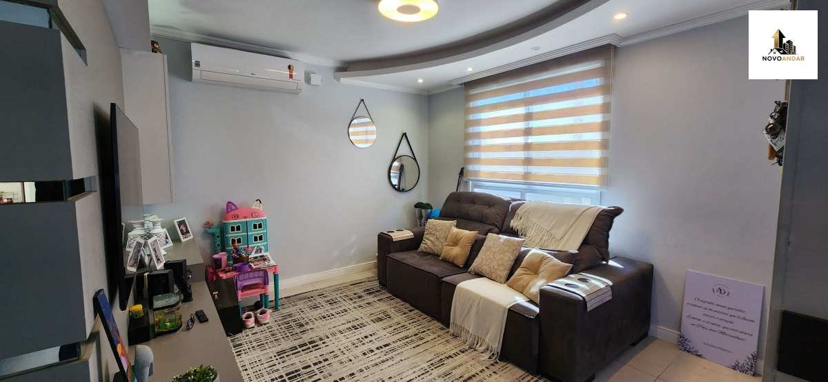 Casa à venda com 2 quartos, 103,20m² - Jardim Sabará,Porto Alegre