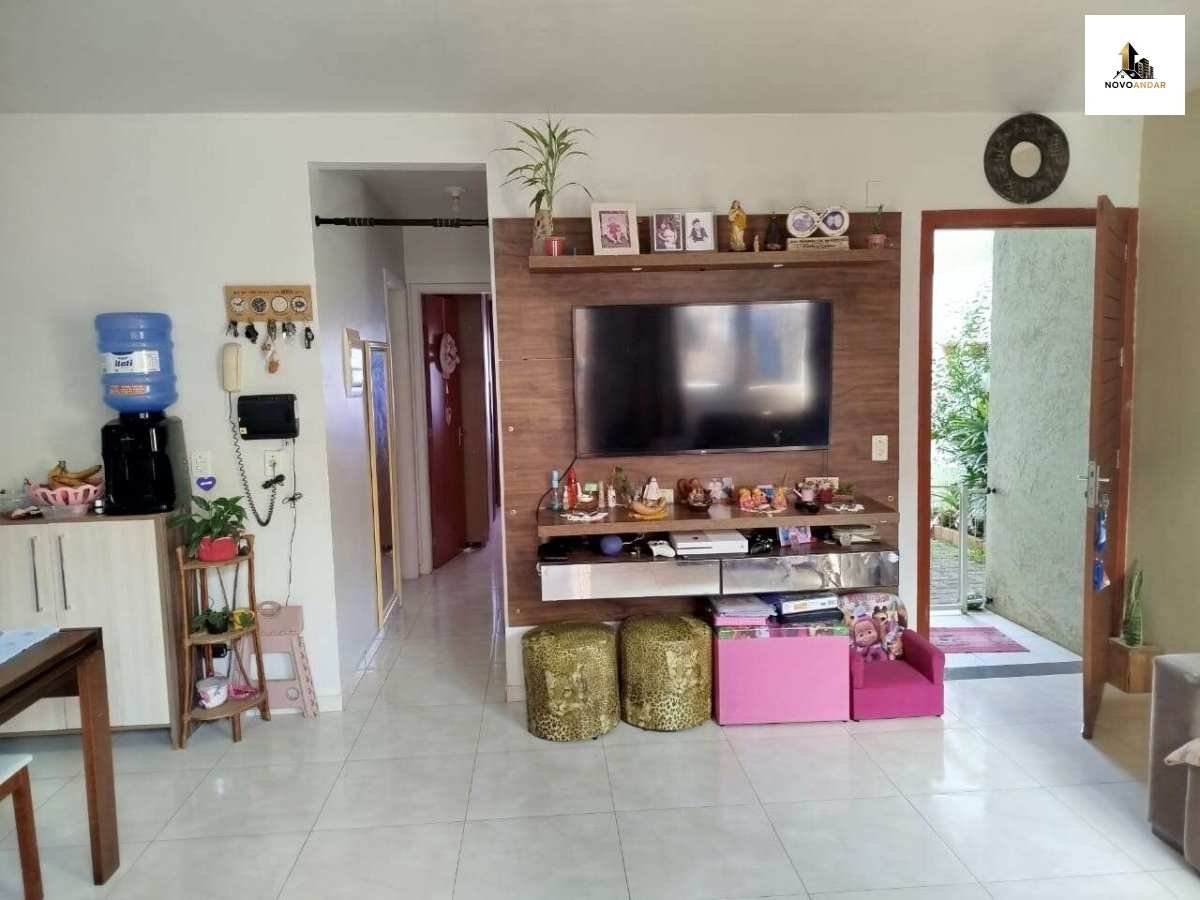 Casa de condomínio à venda com 2 quartos, 108,57m² - Olaria,Canoas