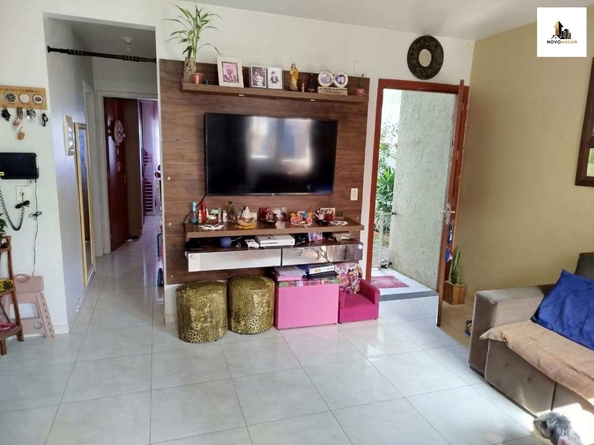 Casa de condomínio à venda com 2 quartos, 108,57m² - Olaria,Canoas