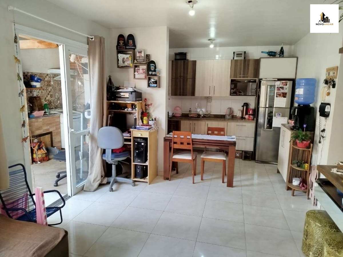 Casa de condomínio à venda com 2 quartos, 108,57m² - Olaria,Canoas