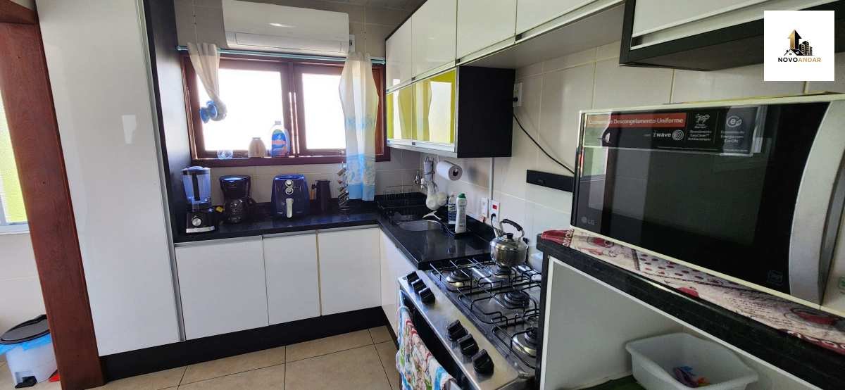  - Cobertura à venda em Canoas – Bairro Nossa Senhora das Graças 4  dormitórios