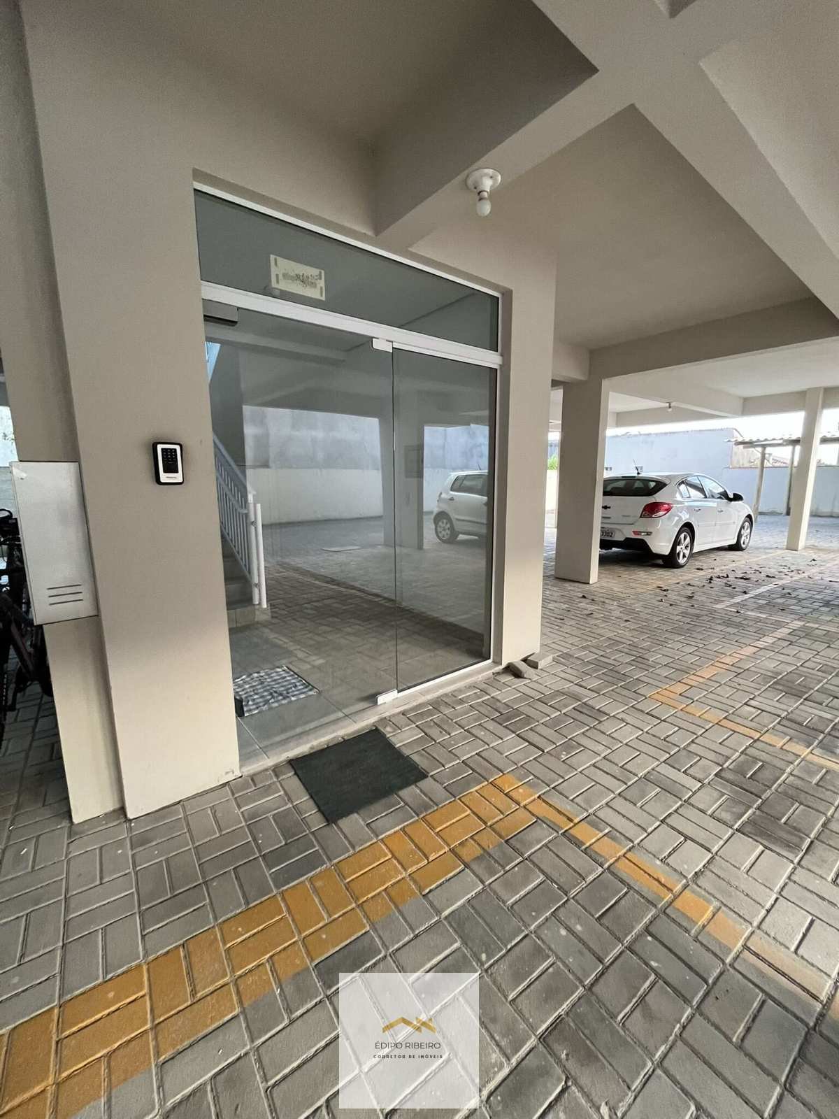  - Apartamentos na melhor localização do bairro NOVA BRASÍLIA.