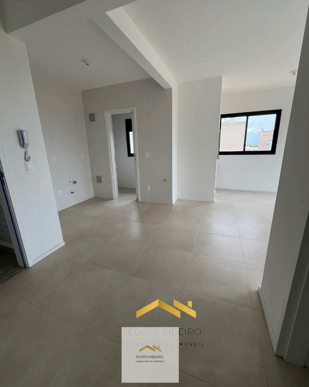  - Apatamento a venda na melhor localização do bairro Village.