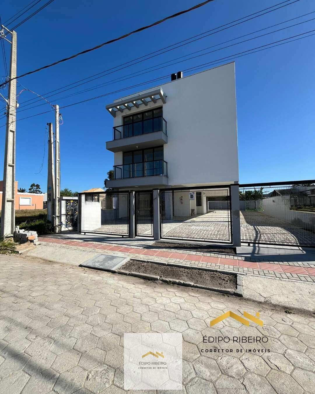 Apartamento à venda com 2 quartos, 75,31m² - Campo duna,Garopaba