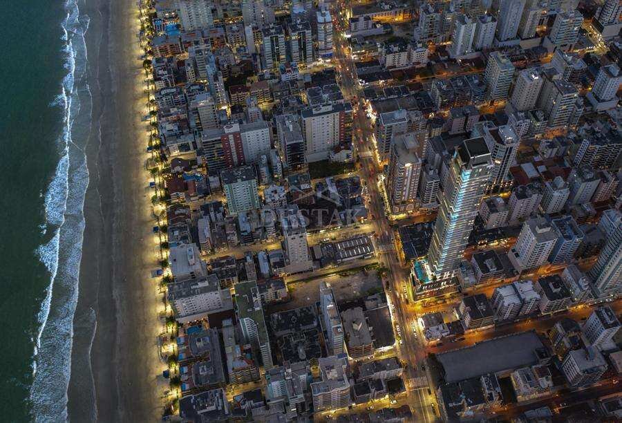 Apartamento à venda com 4 quartos, 303m² - Meia Praia,Itapema