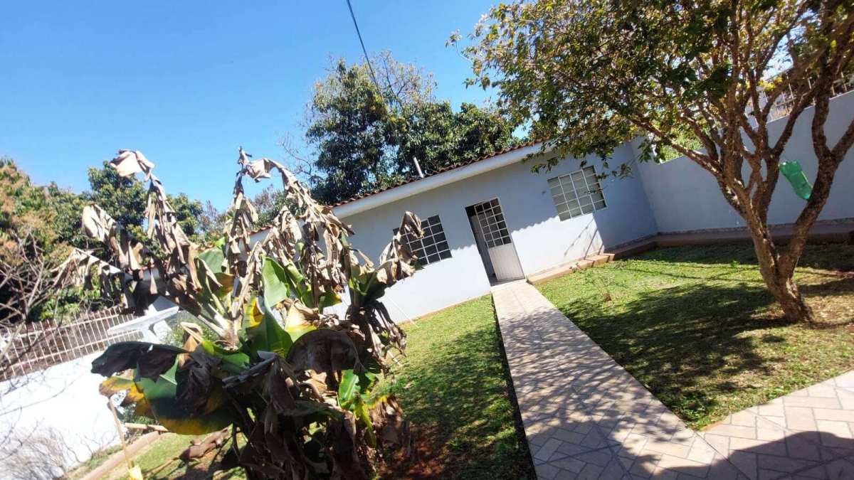 Casa à venda, com 5 quartos, 137,57m² - Mariussi Imóveis