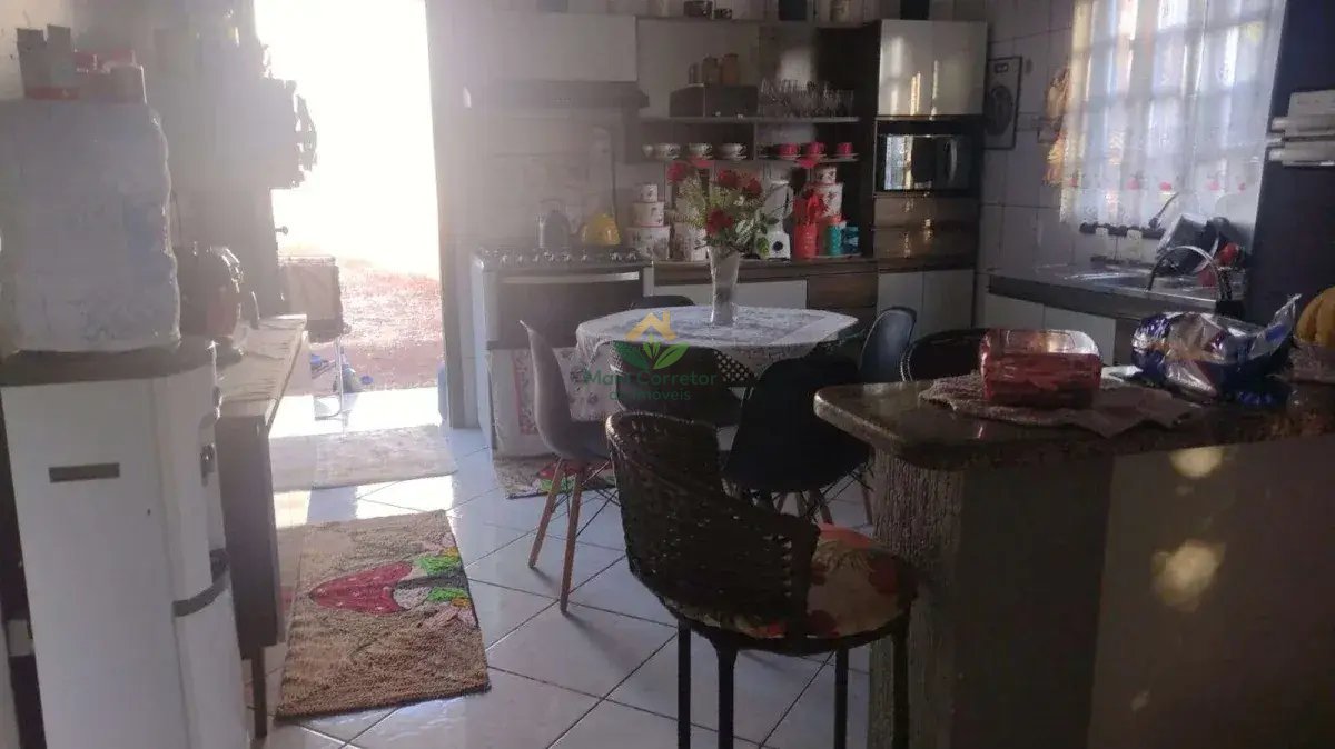 Casa, 2 quartos, 81 m² - Foto 2