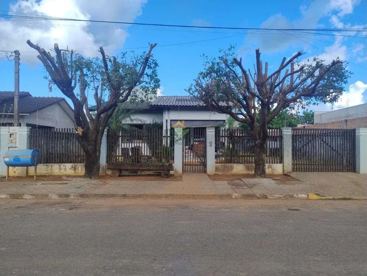 Casa, 2 quartos, 81 m² - Foto 1