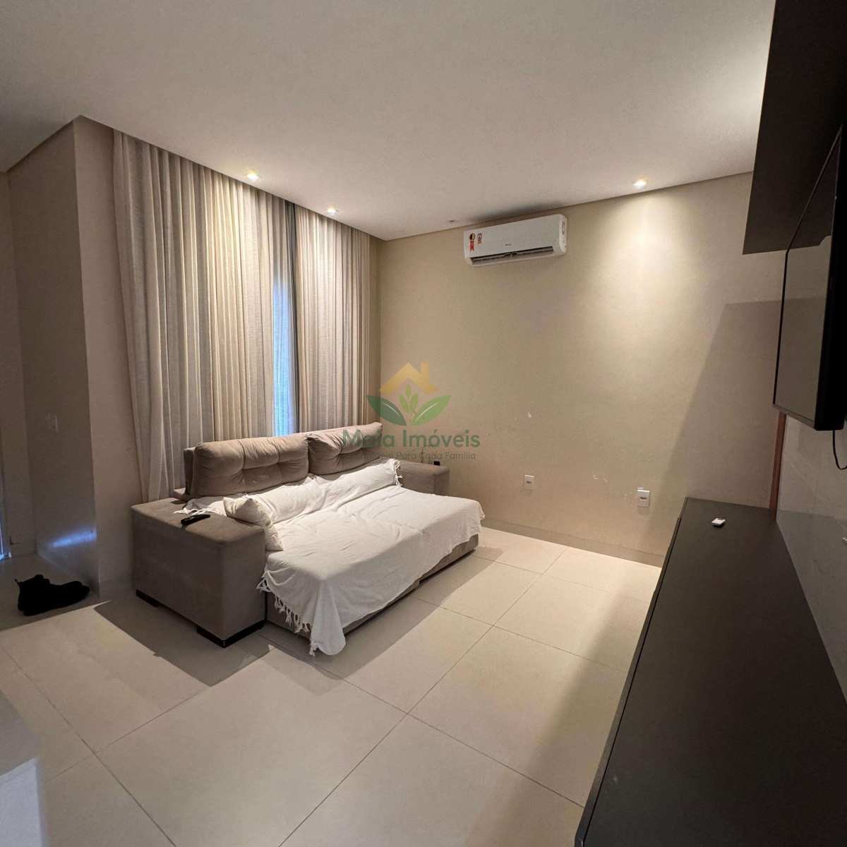 Casa à venda com 3 quartos, 220m² - Foto 5