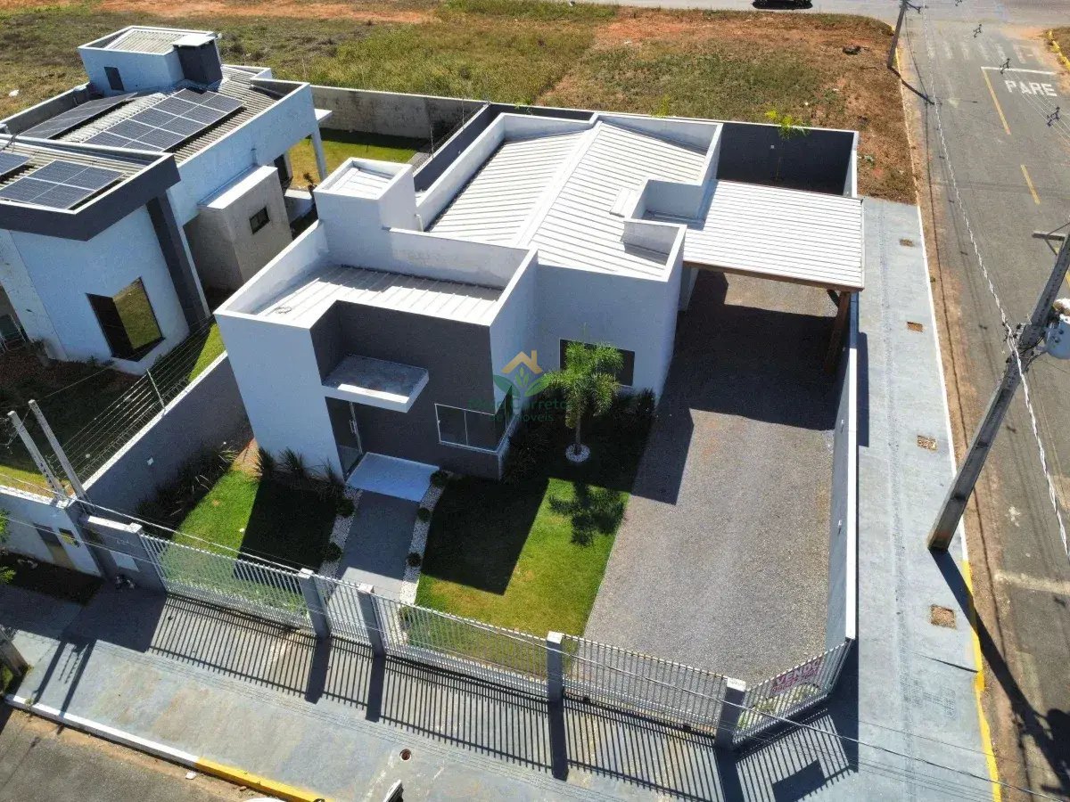 Casa, 3 quartos, 134 m² - Foto 2