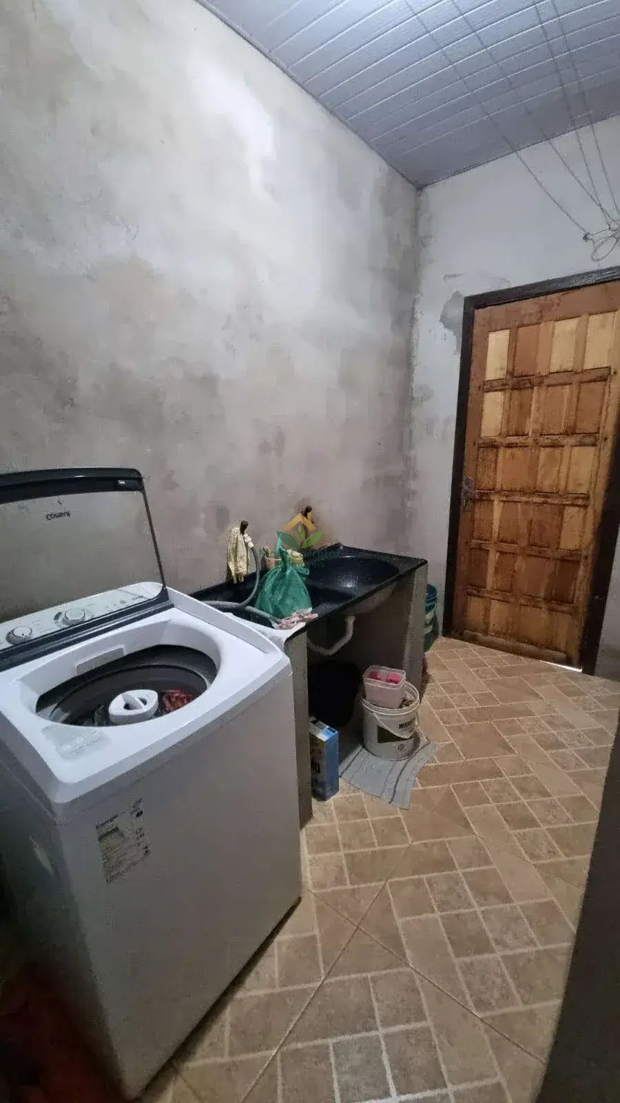 Casa à venda com 2 quartos, 70m² - Foto 11