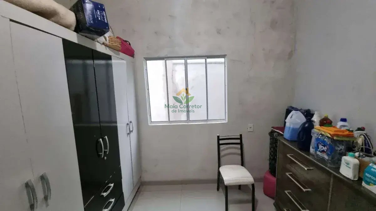 Casa à venda com 2 quartos, 70m² - Foto 6