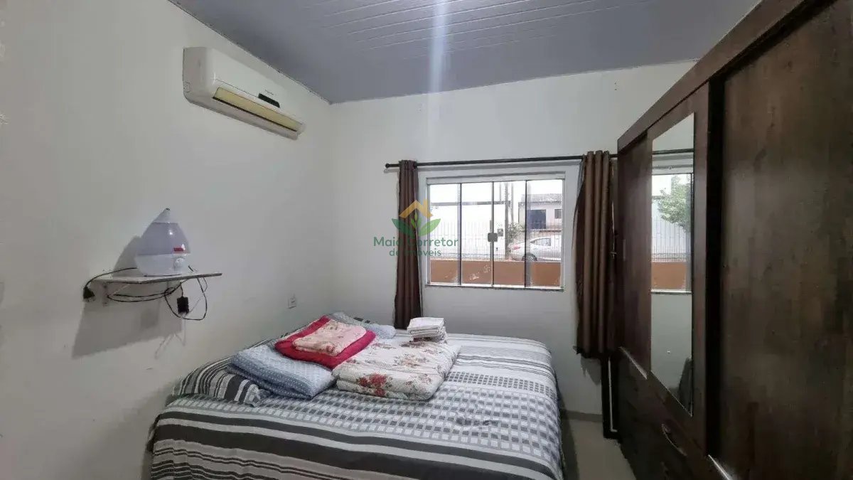 Casa à venda com 2 quartos, 70m² - Foto 7