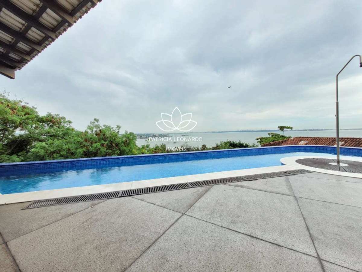 Casa à venda com 4 quartos, 421,77m² - Praia da Costa,Vila Velha