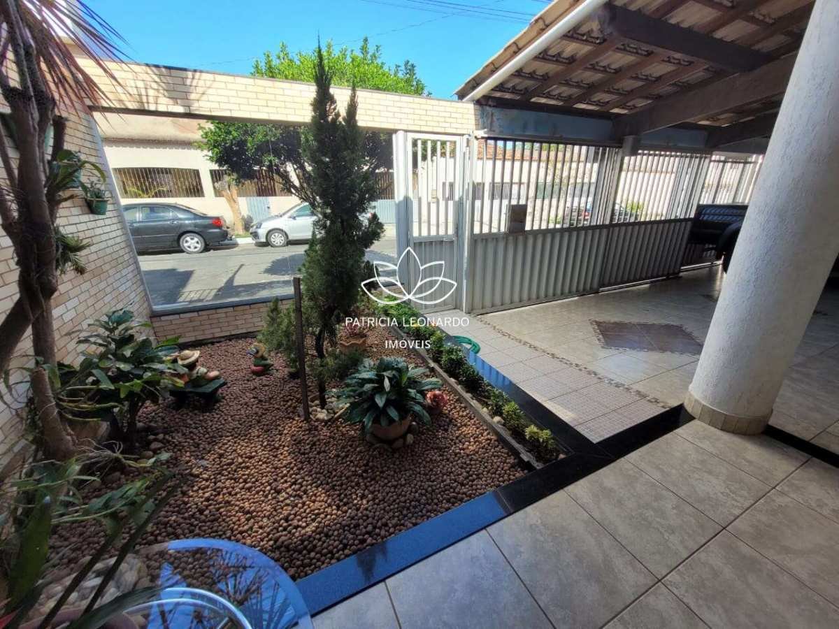 Casa à venda com 5 quartos, 250,00m² - Araçás,Vila Velha