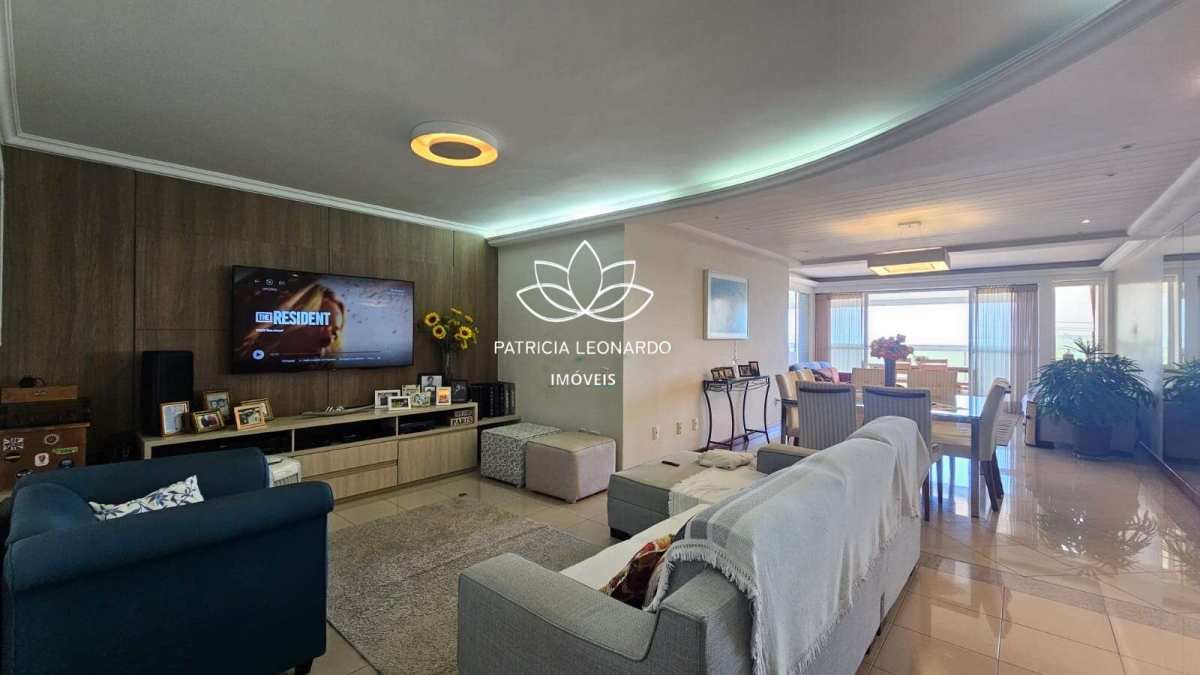  - Apartamento Frente Mar – Praia de Itapuã | 4 Quartos, 2 Suítes, 355m²