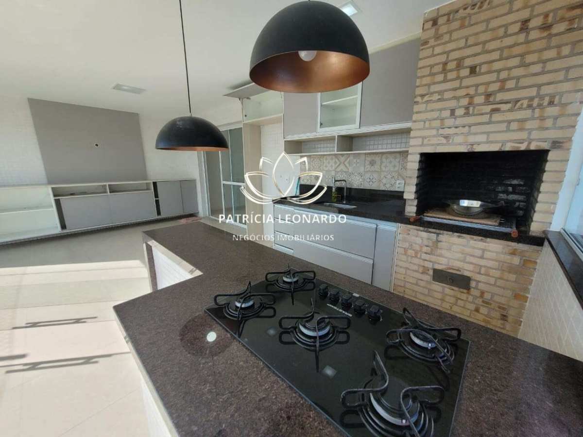 Cobertura à venda com 4 quartos, 210,00m² - Praia da Costa,Vila Velha