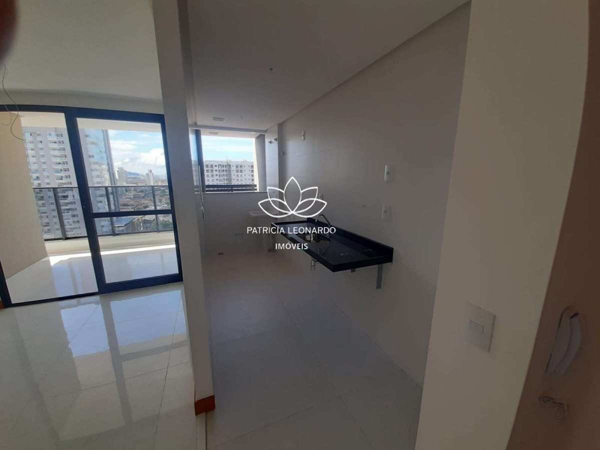  - Cobertura à venda em Vila Velha, Praia de Itaparica, com 2 quartos, uma suíte com 158,40m² e 2 vagas de garagem