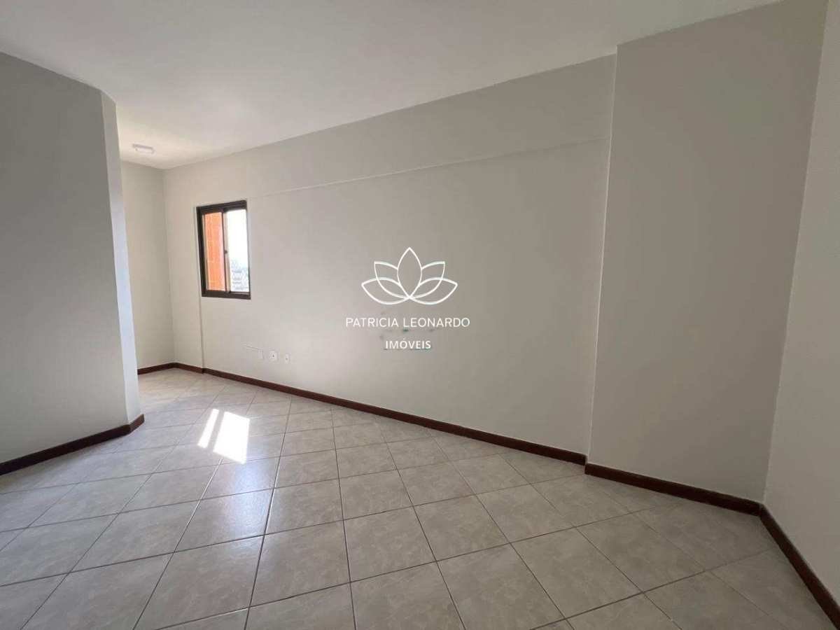 - Excelente apartamento à venda em Vila Velha, em Itapuã, com 4 quartos, 145m², 2 vagas de garagem