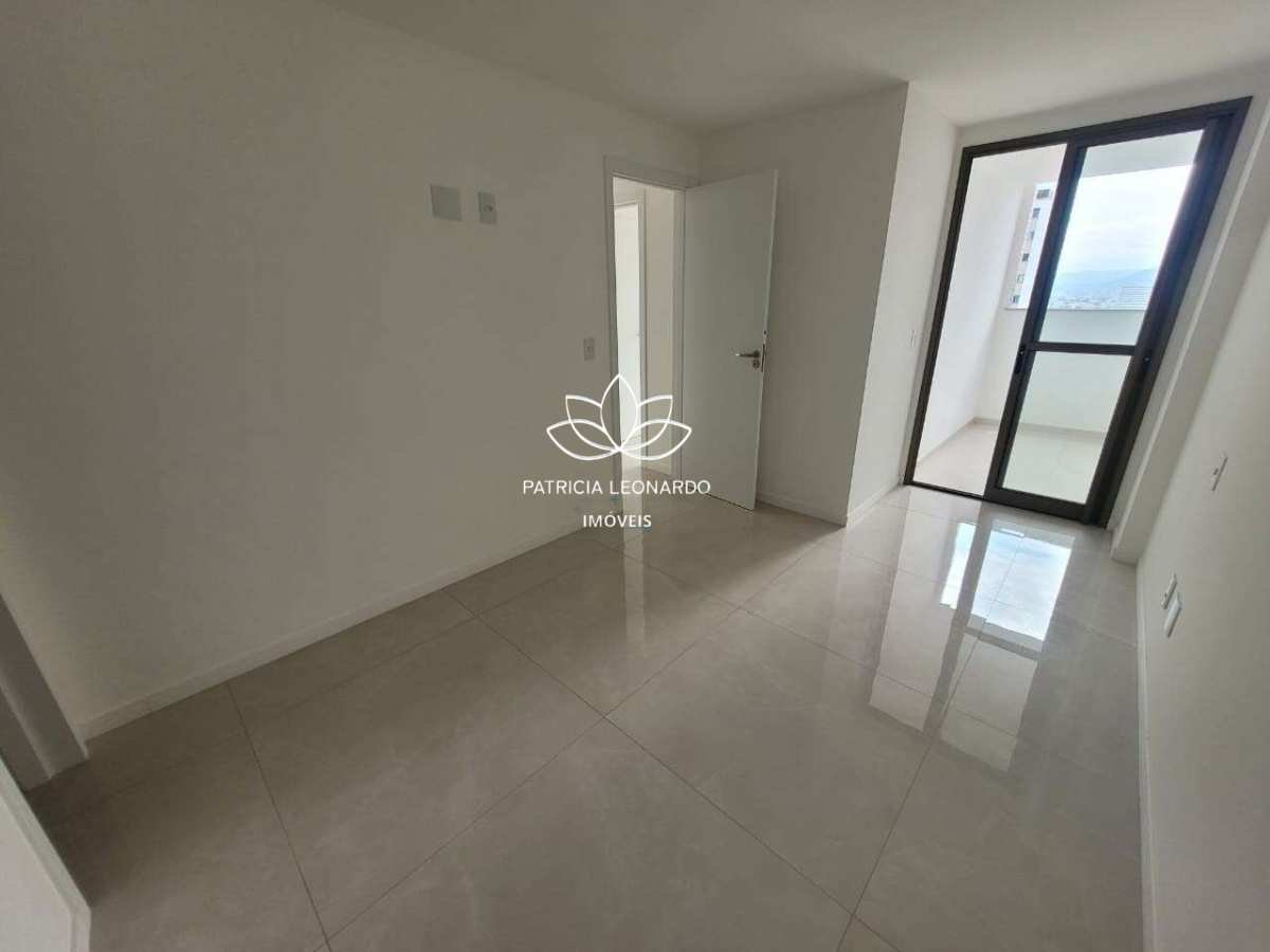  - Excelente apartamento à venda na Praia da Costa, 2 quartos e 2 vagas de garagem