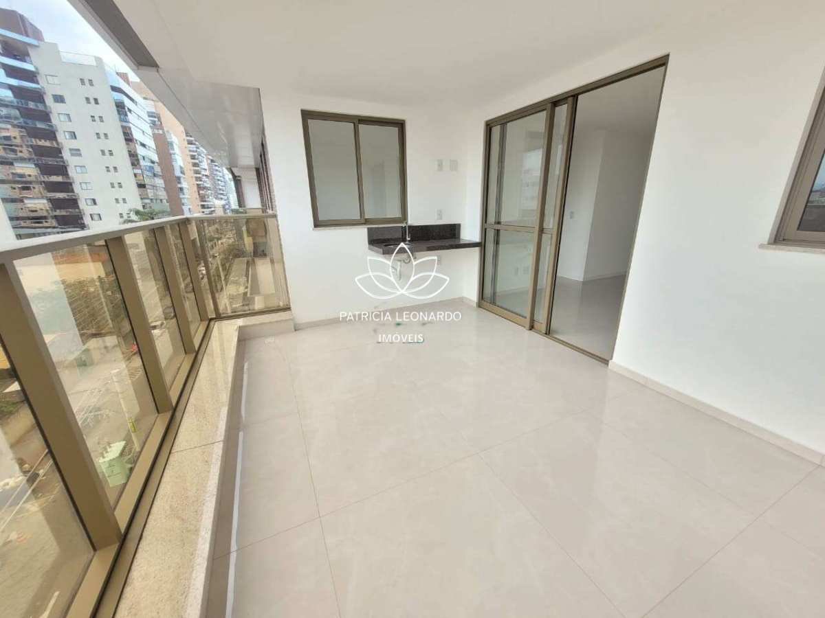 Apartamento à venda com 2 quartos, 76,22m² - Praia da Costa,Vila Velha