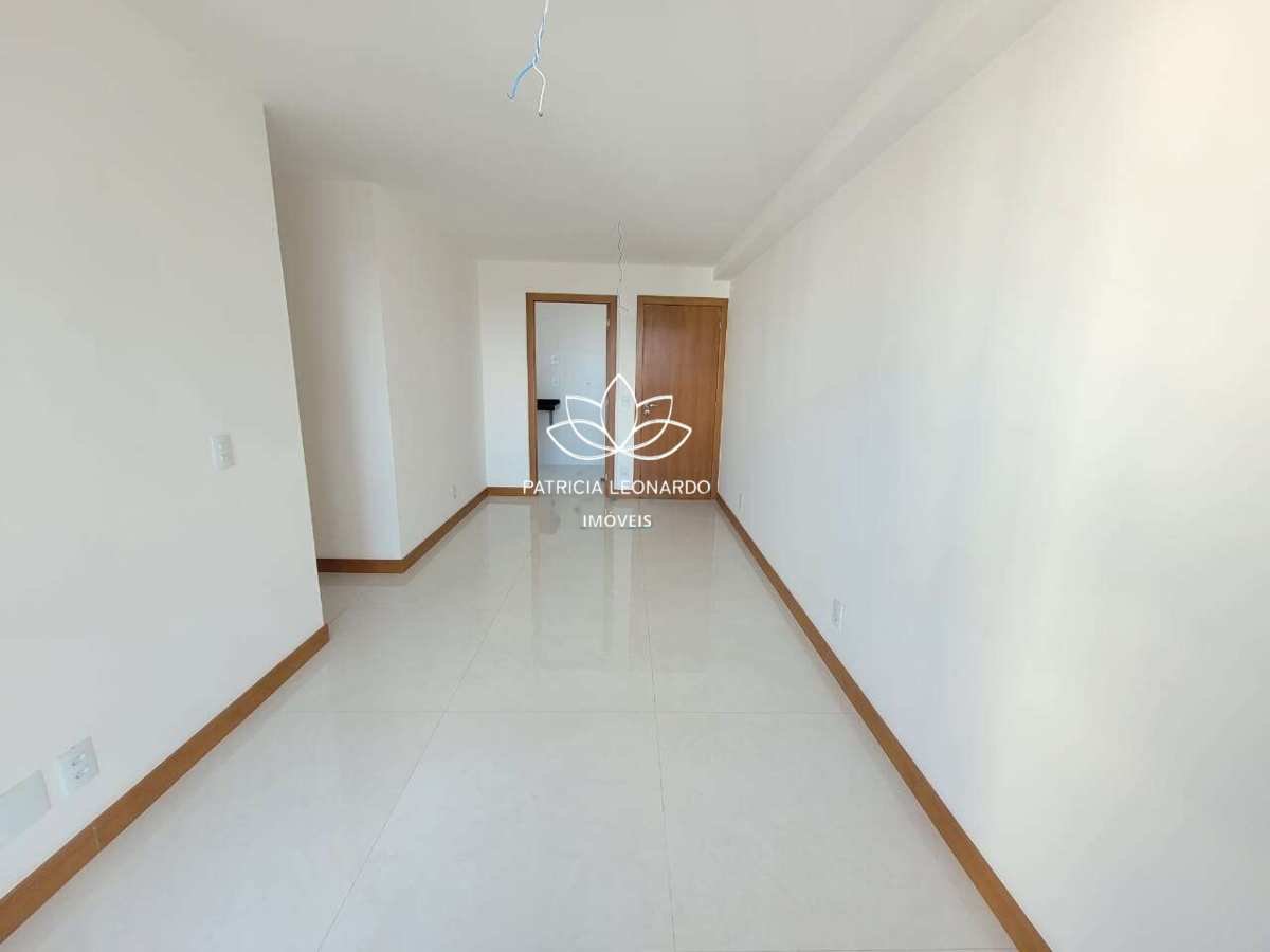  - Excelente apartamento à venda em Vila Velha, Praia de Itaparica, com 3 quartos, 2 vagas de garagem.