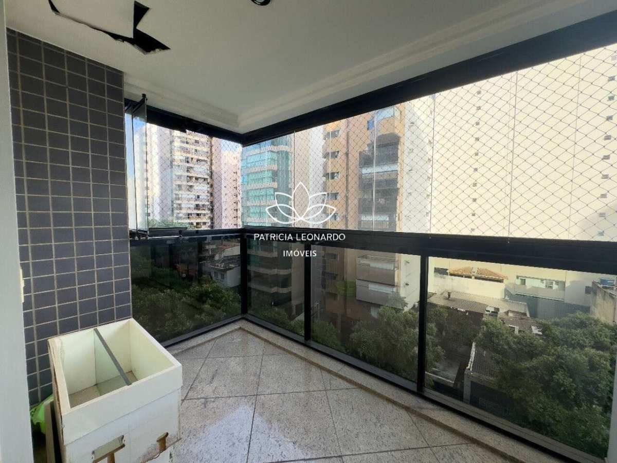 Apartamento à venda com 4 quartos, 180,00m² - Praia do Canto,Vitória