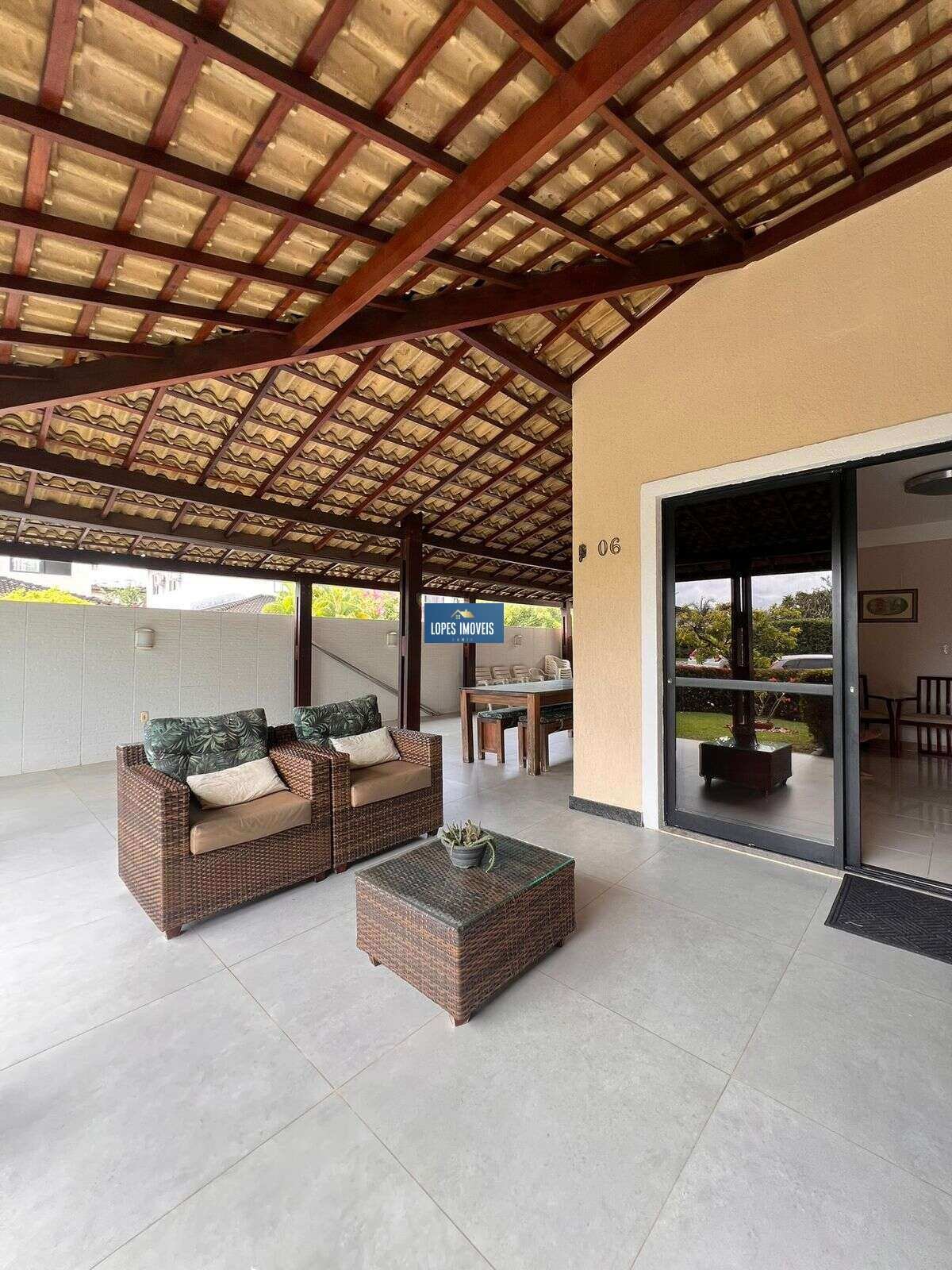 Casa à venda com 5 quartos, 270m² - Piatã,Salvador