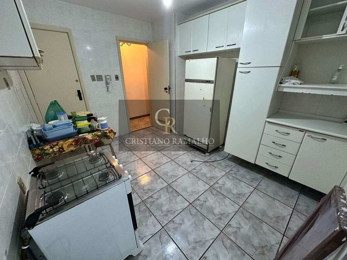 Apartamento à venda com 3 quartos, 128m² - Foto 19