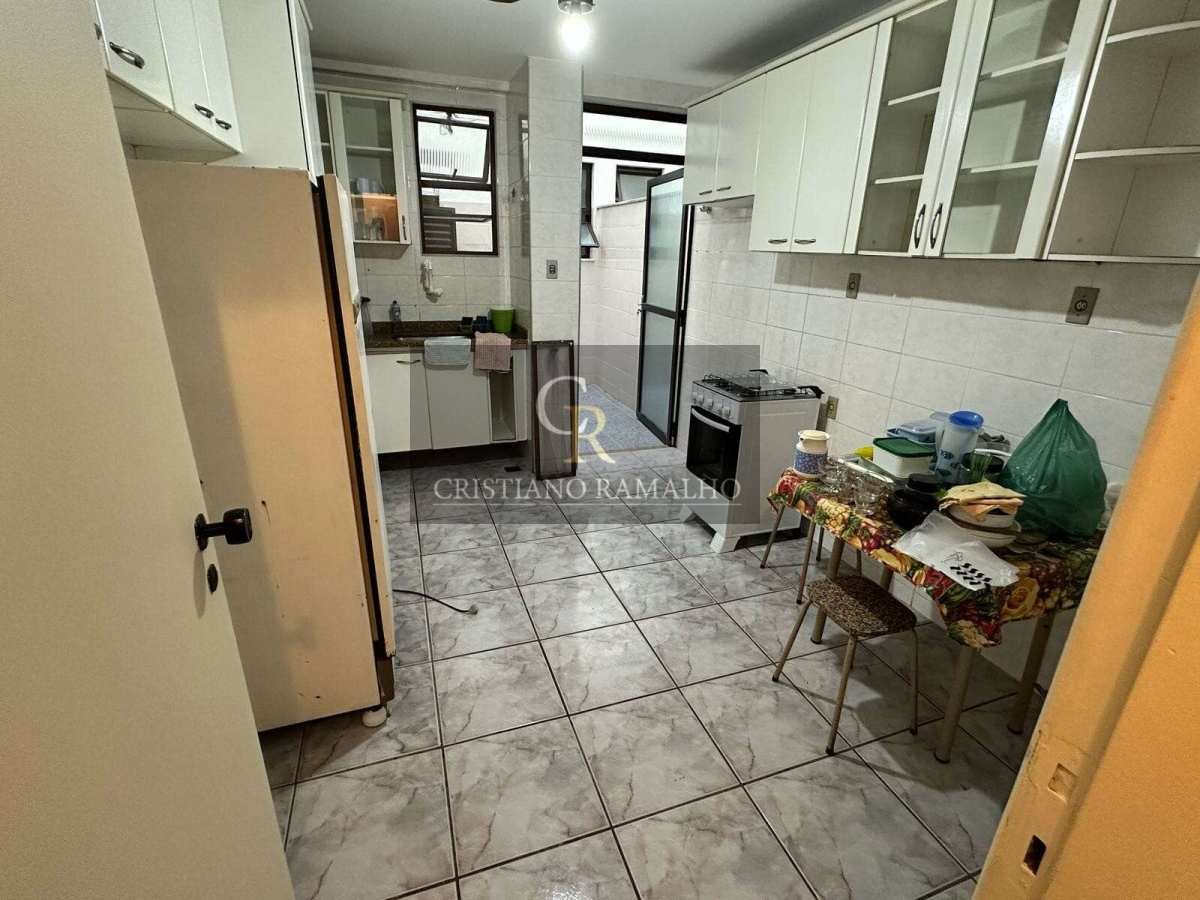 Apartamento à venda com 3 quartos, 128m² - Foto 18