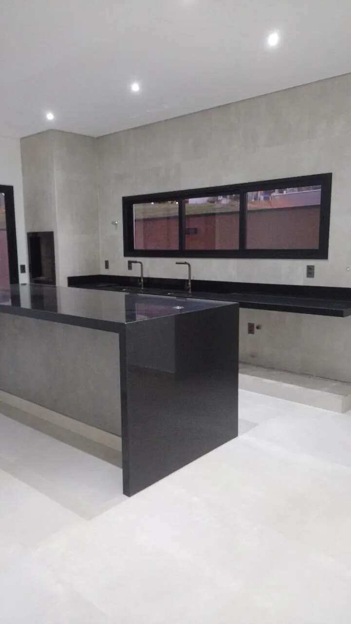  - Casa de condomínio à venda, no Villa Verona,  em Sorocaba, Cajuru do Sul, com 4 quartos, 205,36m²