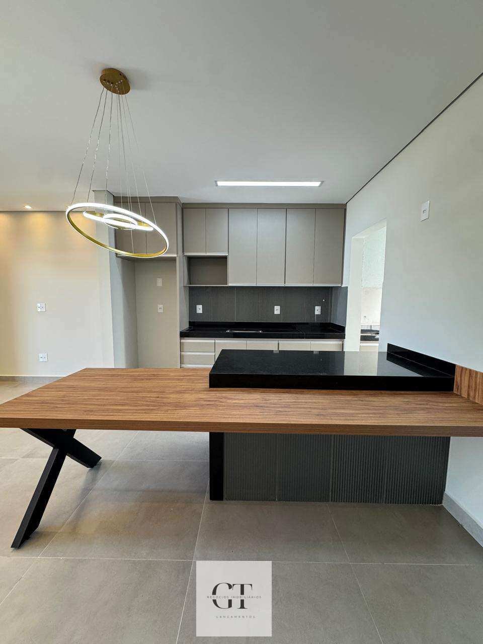 Apartamento à venda com 2 quartos, 72m² - Jardim Santa Lúcia,Franca