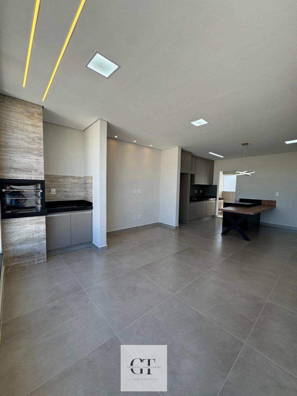 Apartamento à venda com 2 quartos, 72m² - Jardim Santa Lúcia,Franca